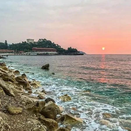 Апартаменти L'escale-appartement Saint-tropez-4 Personnes- Piscine-garage