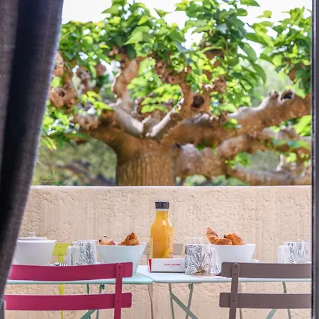 L'escale-appartement Saint-tropez-4 Personnes- Piscine-garage Апартаменти