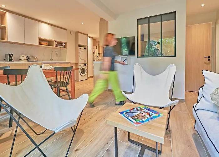 L'escale-appartement Saint-tropez-4 Personnes- Piscine-garage *